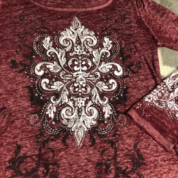 Maurices Shirt Womens Medium Maroon Embellished Burnout Long Sleeve Top - Picture 2 of 10